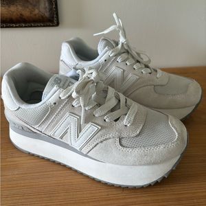 Women New Balance 574+ SIZE 7.5